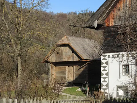 Troadkasten und Haupthaus