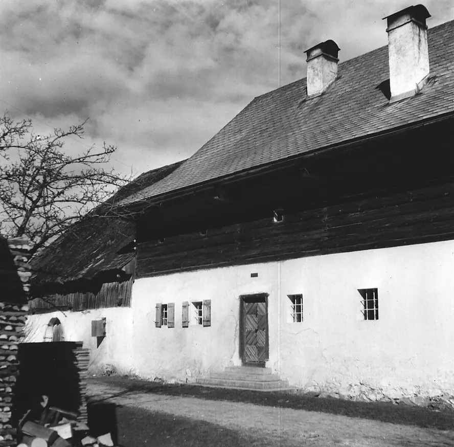 Westseite am alten Standort (Foto: Rudolf Heckl)
