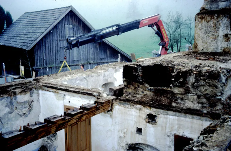 Abtragen des Hauses am alten Standort